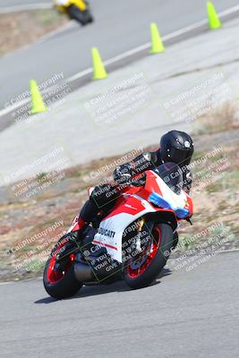 media/Mar-04-2023-TrackXperience (Sat) [[f3a86947c9]]/Group 3/session 1 turn 6/